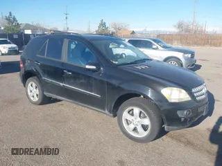 2006 Mercedes-Benz M 500 z VIN 4JGBB75E16A065034, wystawiony jako IAAI lot #41721320 z przebiegiem 122 873 mil mil oraz . Historia ofert i sprzedaży dostępna na DreamBid. Obrazek 1.