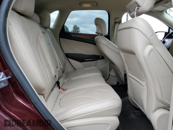 2018 Lincoln MKC Select with VIN 5LMCJ2D94JUL13697, listed as a Copart auction lot 52852685 with 38,395 mi miles and Salvage title. Bid and sale history available at DreamBid. Image 11.