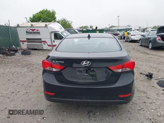 2015 Hyundai Elantra SE z VIN 5NPDH4AE5FH589344, wystawiony jako IAAI lot #42188682 z przebiegiem Nie podano mil oraz . Historia ofert i sprzedaży dostępna na DreamBid. Obrazek 16.