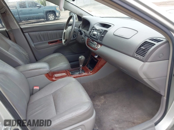 2005 Toyota Camry LE with VIN JTDBF32KX50163799, listed as a IAAI auction lot 41937898 with 140,616 mi miles and . Bid and sale history available at DreamBid. Image 5.
