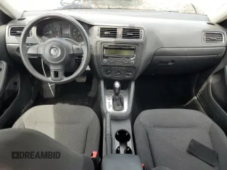 2014 Volkswagen Jetta S с VIN 3VW2K7AJXEM225837, выставлен на аукционе Copart как лот 60860545 с пробегом 74 179 миль миль и Списание • Salvage title. История ставок и продаж доступна на DreamBid. Изображение 8.