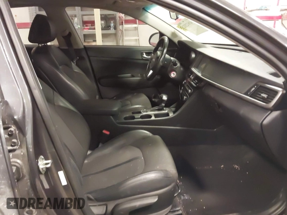 2018 Kia Optima LX with VIN 5XXGT4L30JG241236, listed as a IAAI auction lot 41612332 with 73,494 mi miles. Bid and sale history available at carsss.com. Image 5.