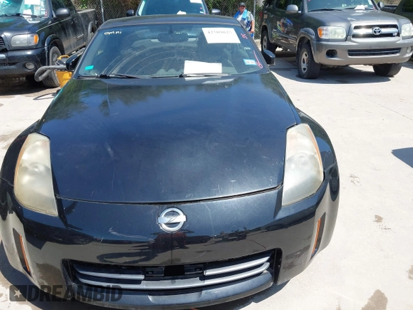 2008 Nissan 350Z Touring z VIN JN1BZ34EX8M751510, wystawiony jako IAAI lot #42509825 z przebiegiem 131 915 mil mil oraz . Historia ofert i sprzedaży dostępna na DreamBid. Obrazek 6.