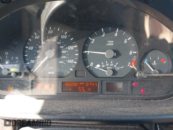 2004 BMW 3 Series 325Ci with VIN WBABD33404PL04369, listed as a IAAI auction lot 41234278 with 166,092 mi miles and . Bid and sale history available at carsss.com. Image 7.