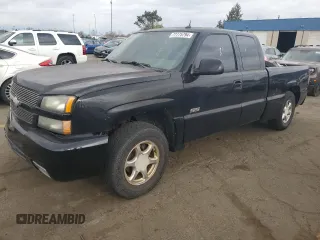 2005 Chevrolet Silverado SS z VIN 2GCEK19N751150820, wystawiony jako Copart lot #77775794 z przebiegiem Nie podano mil oraz Tytuł czysty. Historia ofert i sprzedaży dostępna na DreamBid. Obrazek 1.