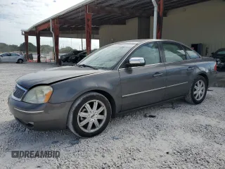 2005 Ford Five Hundred Limited with VIN 1FAFP25185G124816, listed as a Copart auction lot 84528924 with 271,914 mi miles and Salvage Title. Bid and sale history available at carsss.com. Image 1.
