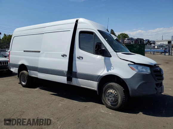 2020 Mercedes-Benz Sprinter with VIN W1W8EC6YXLT038619, listed as a Copart auction lot 69512774 with Not Provided miles and Salvage Title. Bid and sale history available at DreamBid. Image 4.