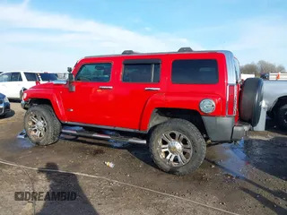 2009 Hummer H3 SUV Alpha with VIN 5GTEN13L398145561, listed as a IAAI auction lot 41232458 with 153,543 mi miles. Bid and sale history available at carsss.com. Image 14.