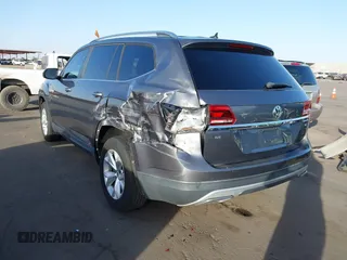 2018 Volkswagen Atlas SE with VIN 1V2DR2CA8JC502499, listed as a IAAI auction lot 41562852 with 142,362 mi miles and . Bid and sale history available at DreamBid. Image 3.
