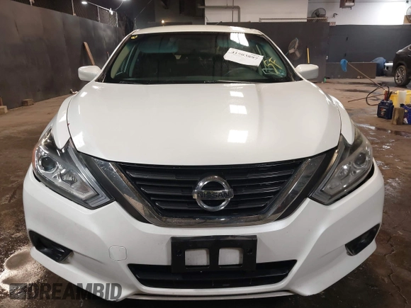 2017 Nissan Altima SV with VIN 1N4AL3AP6HC171487, listed as a IAAI auction lot 41503897 with 154,095 mi miles and . Bid and sale history available at carsss.com. Image 12.