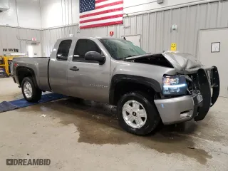 2009 Chevrolet Silverado 1500 LT with VIN 1GCEK29069Z161704, listed as a Copart auction lot 48787985 with 127,242 mi miles and Clean Title. Bid and sale history available at carsss.com. Image 4.