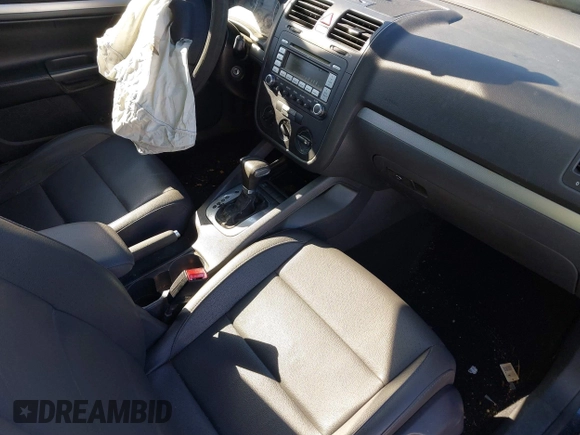 2007 Volkswagen Jetta 2.5 with VIN 3VWSF71K57M097684, listed as a IAAI auction lot 41215438 with 191,389 mi miles and . Bid and sale history available at DreamBid. Image 5.