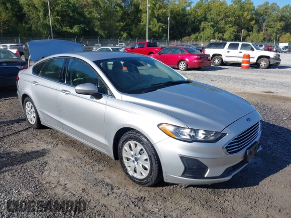2019 Ford Fusion S with VIN 3FA6P0G70KR209661, listed as a IAAI auction lot 40319091 with 46,466 mi miles and . Bid and sale history available at DreamBid. Image 1.