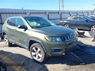 2018 Jeep Compass Altitude with VIN 3C4NJDBBXJT290891, listed as a IAAI auction lot 41741412 with 182,716 mi miles and . Bid and sale history available at carsss.com. Image 1.