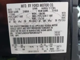 2011 Ford Escape XLT with VIN 1FMCU9DG7BKB03271, listed as a IAAI auction lot 41711731 with 139,135 mi miles. Bid and sale history available at carsss.com. Image 9.
