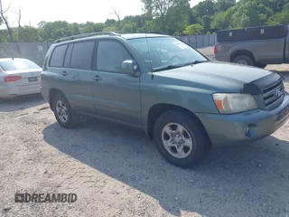 2005 Toyota Highlander z VIN JTEGD21A250116681, wystawiony jako IAAI lot #42344728 z przebiegiem 146 309 mil mil oraz . Historia ofert i sprzedaży dostępna na DreamBid. Obrazek 1.