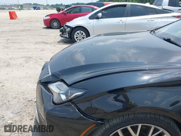 2019 Lexus RC 350 with VIN JTHHZ5BCXK5020189, listed as a IAAI auction lot 42368220 with 59,245 mi miles and . Bid and sale history available at DreamBid. Image 6.