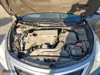 2015 Nissan Altima 2.5 SV with VIN 1N4AL3AP4FC438025, listed as a IAAI auction lot 41657713 with 192,870 mi miles. Bid and sale history available at carsss.com. Image 10.