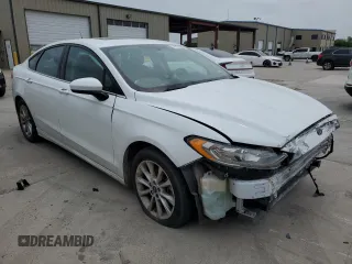 2017 Ford Fusion SE with VIN 3FA6P0H73HR112719, listed as a Copart auction lot 53867785 with 187,889 mi miles and Clean title. Bid and sale history available at DreamBid. Image 4.