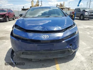 2024 Toyota Prius LE with VIN JTDACAAUXR3024790, listed as a Copart auction lot 57094995 with 38,968 mi miles and Salvage Title. Bid and sale history available at DreamBid. Image 5.
