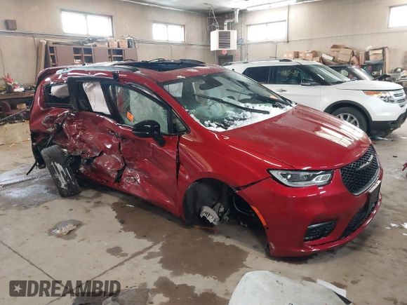 2025 Chrysler Pacifica Limited with VIN 2C4RC3GG6SR519792, listed as a IAAI auction lot 41498523 with Not provided miles and . Bid and sale history available at DreamBid. Image 1.