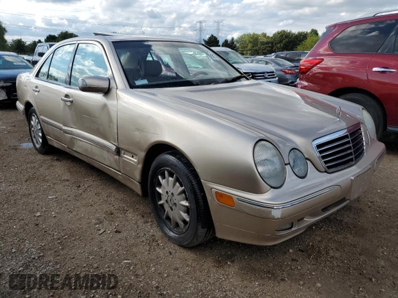 2002 Mercedes-Benz E-Class with VIN WDBJF82JX2X070380, listed as a Copart auction lot 68675974 with 88,274 mi miles and Salvage Title. Bid and sale history available at carsss.com. Image 4.