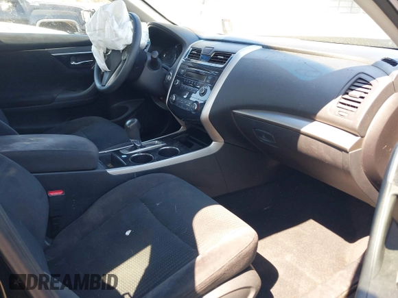 2014 Nissan Altima SV with VIN 1N4AL3APXEC112745, listed as a IAAI auction lot 41870011 with 159,793 mi miles and . Bid and sale history available at carsss.com. Image 5.