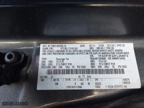 2015 Ford Focus SE with VIN 1FADP3F22FL264972, listed as a IAAI auction lot 41674698 with 117,376 mi miles. Bid and sale history available at carsss.com. Image 9.