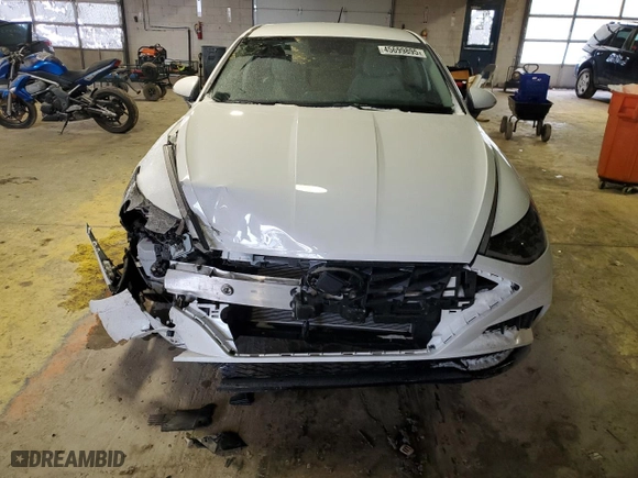2023 Hyundai Sonata SEL with VIN KMHL64JA1PA335262, listed as a Copart auction lot 45699895 with 3,800 mi miles and Salvage Title. Bid and sale history available at carsss.com. Image 5.