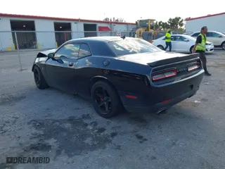 2019 Dodge Challenger R/T Scat Pack with VIN 2C3CDZFJ0KH741192, listed as a IAAI auction lot 41623413 with 41,725 mi miles. Bid and sale history available at carsss.com. Image 3.
