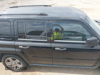 2007 Jeep Patriot Sport with VIN 1J8FF28W97D267050, listed as a IAAI auction lot 41793288 with 132,743 mi miles and . Bid and sale history available at DreamBid. Image 12.