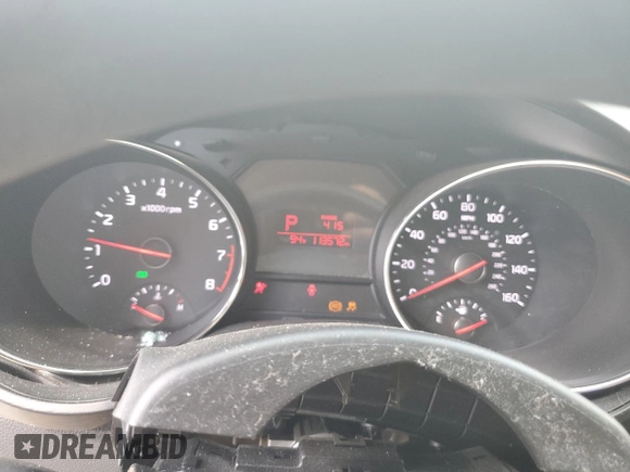 2017 Kia Sedona LX with VIN KNDMB5C17H6230575, listed as a Copart auction lot 68925784 with 113,572 mi miles and Salvage Title. Bid and sale history available at DreamBid. Image 9.