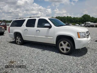 2008 Chevrolet Suburban LTZ with VIN 1GNFC16J18R119052, listed as a Copart auction lot 58657595 with 380,363 mi miles and Clean title. Bid and sale history available at DreamBid. Image 4.