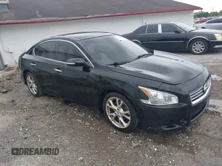 2014 Nissan Maxima S with VIN 1N4AA5AP5EC463435, listed as a IAAI auction lot 41960665 with 173,326 mi miles and . Bid and sale history available at DreamBid. Image 1.