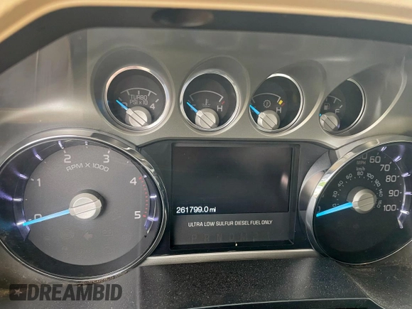 2014 Ford F-350 XLT with VIN 1FT8W3BT3EEB76108, listed as a Copart auction lot 63133865 with 261,799 mi miles and Clean title. Bid and sale history available at DreamBid. Image 8.