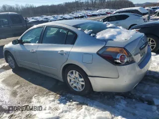 2011 Nissan Altima 2.5 SL with VIN 1N4AL2AP3BN439577, listed as a Copart auction lot 41386745 with 172,274 mi miles and Salvage Title. Bid and sale history available at carsss.com. Image 2.