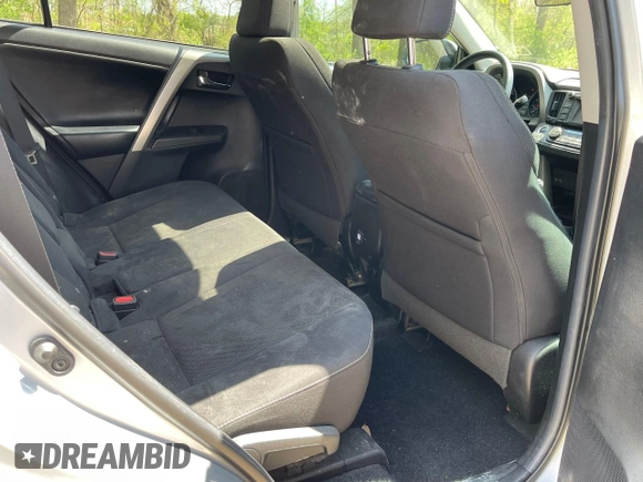 2018 Toyota RAV4 XLE with VIN 2T3WFREV8JW496356, listed as a Copart auction lot 51367765 with 71,049 mi miles and Clean Title. Bid and sale history available at DreamBid. Image 6.
