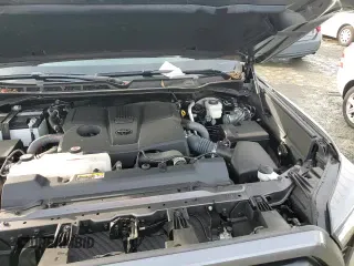 2023 Toyota Tundra SR5 z VIN 5TFLA5EC5PX011152, wystawiony jako Copart lot #85771724 z przebiegiem 5 309 mil mil oraz Szkoda całkowita • Salvage title. Historia ofert i sprzedaży dostępna na DreamBid. Obrazek 13.