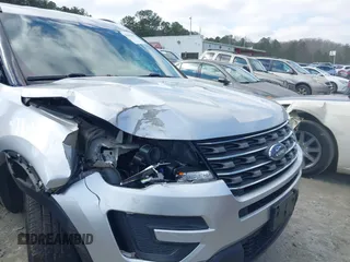 2017 Ford Explorer z VIN 1FM5K7B8XHGC37329, wystawiony jako IAAI lot #41607411 z przebiegiem 184 451 mil mil oraz . Historia ofert i sprzedaży dostępna na DreamBid. Obrazek 6.