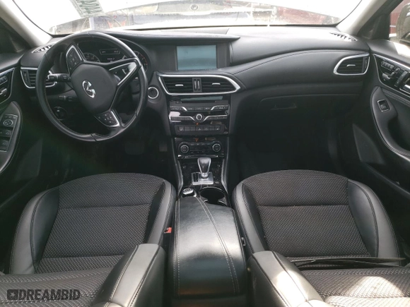 2019 Infiniti QX30 ESSENTIAL with VIN SJKCH5CP0KA009478, listed as a Copart auction lot 44042324 with 0 mi miles and Salvage Title. Bid and sale history available at carsss.com. Image 8.