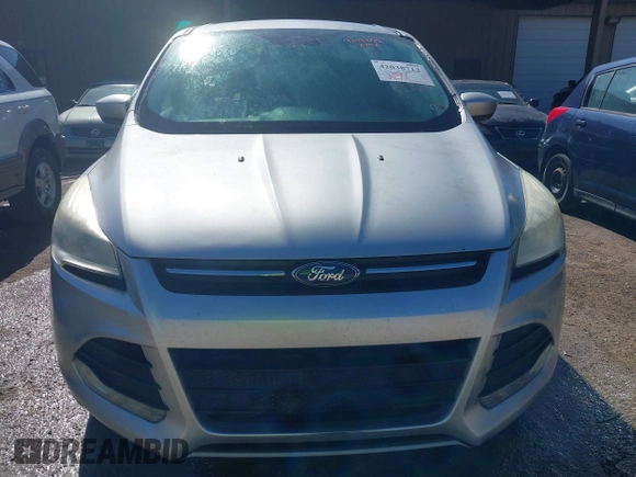2014 Ford Escape SE with VIN 1FMCU9GX6EUB22401, listed as a IAAI auction lot 42038712 with Not Provided miles and . Bid and sale history available at carsss.com. Image 6.