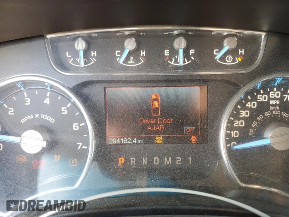 2011 Ford F-150 XLT with VIN 1FTFW1ET0BKD54688, listed as a Copart auction lot 47116555 with 294,162 mi miles and Salvage Title. Bid and sale history available at carsss.com. Image 9.