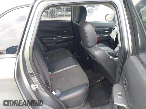 2018 Mitsubishi Outlander SE with VIN JA4AP3AWXJZ036306, listed as a IAAI auction lot 42058989 with 101,548 mi miles and . Bid and sale history available at DreamBid. Image 8.