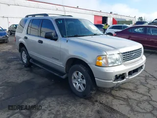 2005 Ford Explorer XLT z VIN 1FMZU73K45ZA17254, wystawiony jako IAAI lot #42218154 z przebiegiem 198 634 mil mil oraz . Historia ofert i sprzedaży dostępna na DreamBid. Obrazek 1.