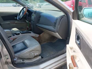 2005 Cadillac CTS z VIN 1G6DP567950194729, wystawiony jako IAAI lot #42478329 z przebiegiem 212 558 mil mil oraz . Historia ofert i sprzedaży dostępna na DreamBid. Obrazek 5.