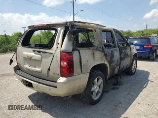 2008 Chevrolet Tahoe LTZ z VIN 1GNFK13018J144403, wystawiony jako Copart lot #57078235 z przebiegiem Nie podano mil oraz Nie do naprawy • Non repairable. Historia ofert i sprzedaży dostępna na DreamBid. Obrazek 3.