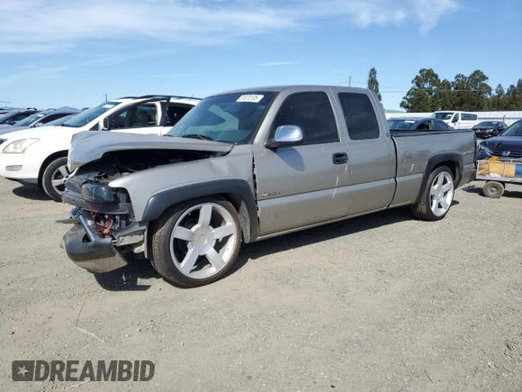 2001 Chevrolet Silverado 1500 LT with VIN 1GCEC19T01Z328774, listed as a Copart auction lot 51870105 with Not Provided miles and Salvage Title. Bid and sale history available at DreamBid. Image 1.
