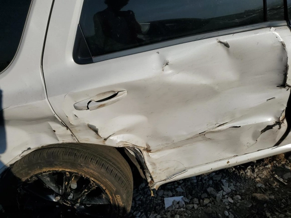 2017 Dodge Durango R/T with VIN 1C4SDHCT2HC675358, listed as a Copart auction lot 77986974 with 0 mi miles and Salvage Title. Bid and sale history available at carsss.com. Image 10.
