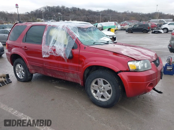 2007 Ford Escape Limited with VIN 1FMCU94147KA24935, listed as a IAAI auction lot 41374921 with 111,512 mi miles. Bid and sale history available at carsss.com. Image 1.