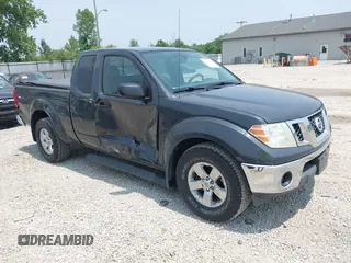 2011 Nissan Frontier SV z VIN 1N6AD0CWXBC434840, wystawiony jako IAAI lot #42492717 z przebiegiem 159 037 mil mil oraz . Historia ofert i sprzedaży dostępna na DreamBid. Obrazek 1.